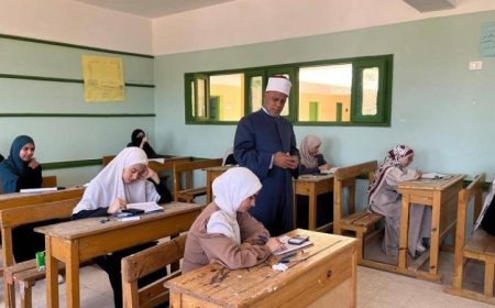 إعادة توزيع درجتين في امتحانات النحو والفيزياء بناءً على توجيهات شيخ الأزهر