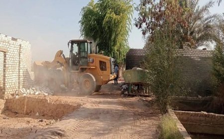 إزالة سريعة لحالة تعدي على أملاك الدولة في قرية سبيل العرب بكوم أمبو