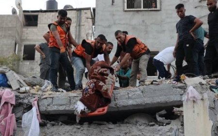 استشهاد أربعة فلسطينيين جراء قصف إسرائيلي عنيف على مخيم جباليا في شمال غزة