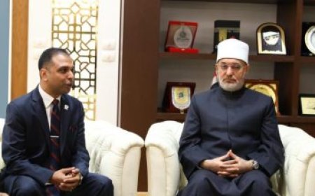 وزير التعليم العالي يواصل متابعة تطورات إنشاء جامعة البحر المتوسط الجديدة
