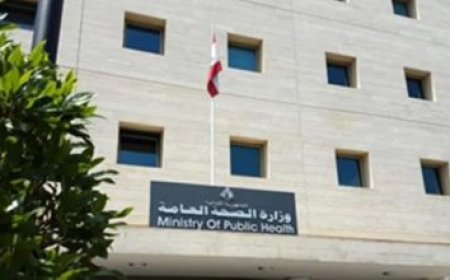 ترامب يكشف عن بدء حركة السفن من مضيق هرمز