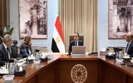 شيخ الأزهر يتكفل بعلاج طالب تايلاندي ويتعهد بتحمل نفقات أسرته خلال رحلة العلاج