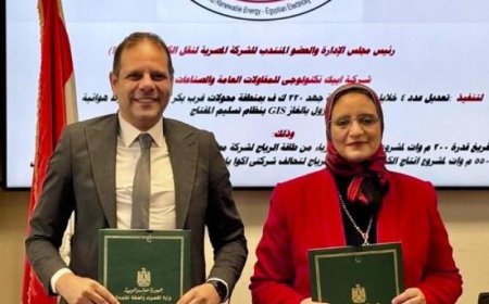 نقل الكهرباء توقع اتفاقية لتفريغ 750 ميجاوات من مشروعات طاقة الرياح في خليج السويس