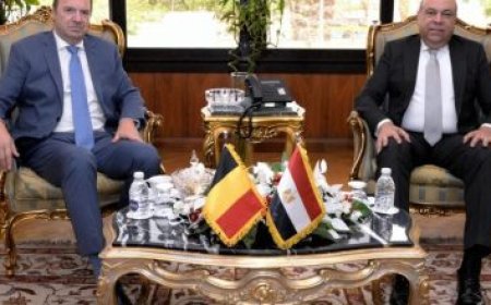 وزيرة الثقافة ووكيل الخارجية يناقشان استراتيجيات استثمار الجولات الخارجية لتعزيز التعاون الثقافي