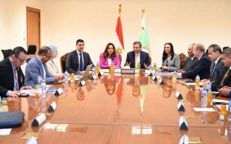 خمسة وزراء يتعاونون لاستكشاف آليات تنفيذ مبادرة القرية المنتجة
