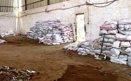 إغلاق مصنع غير مرخص لتصنيع الأعلاف غير المعروفة في المنوفية