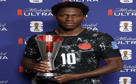 جوناثان ديفيد يتألق بتحقيق الهاتريك الثاني في المونديال ويفوز بلقب أفضل لاعب في مباراة كندا وقطر