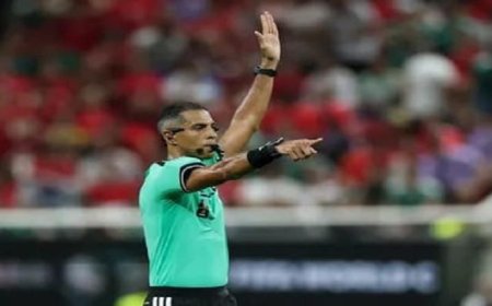 أمين عمر يقود مباراة الأرجنتين والنمسا كحكم رئيسي