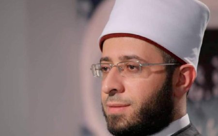 وزير الأوقاف يحضر العرض الأول لفيلم وثائقي عن الهجرة بعنوان على طريق الهجرة