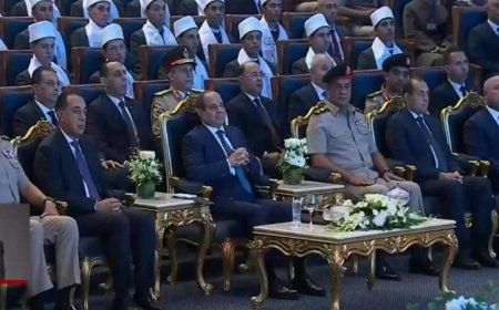 السيسي يدعم العشرة الأوائل في حفل تخرج الدورة الثالثة لأئمة وزارة الأوقاف