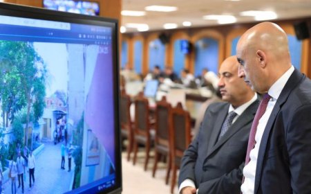وزير التعليم يرصد سير أول أيام امتحانات الثانوية العامة من غرفة العمليات