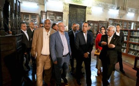 مدبولي يؤكد أن الجمعية الجغرافية تحتوي على مقتنيات نادرة تسجل تاريخ علم الجغرافيا