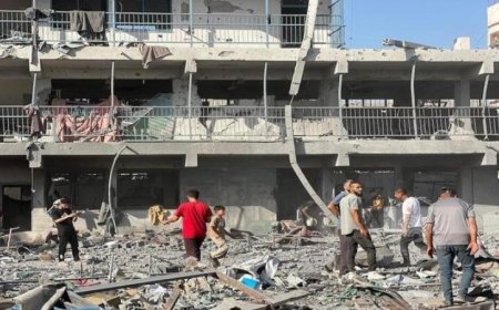 قصف إسرائيلي يستهدف ساحة مدرسة في مخيم الشاطئ بغزة ويؤدي إلى إصابات عديدة
