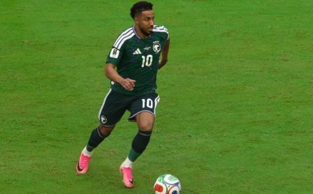 قائد المنتخب السعودي يعبّر عن عدم رضاه عن نتيجة إسبانيا ويؤكد العزم على القتال من أجل التأهل