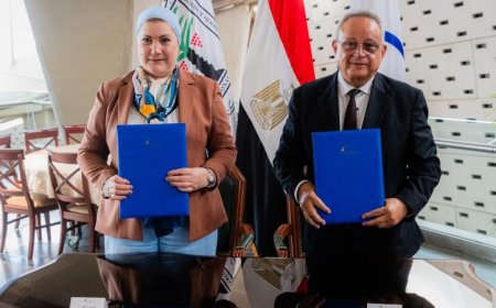 السنباطي تتصدر مائدة مستديرة حول تعزيز رعاية الطفولة والأمومة وتوقع 3 بروتوكولات جديدة