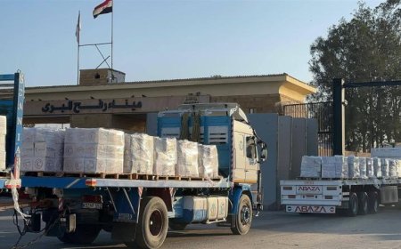 قافلة زاد العزة 218 تصل إلى الفلسطينيين في قطاع غزة من معبر رفح