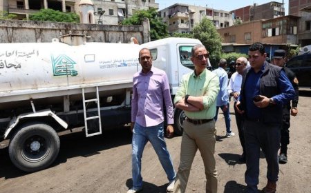 محافظ الجيزة يقوم بجولة تفقدية في جراج هيئة النظافة بمنطقة بين السرايات