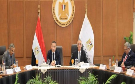 وزير التعليم العالي يعلن عن مواصلة تحديث البرامج الدراسية لتلبية متطلبات سوق العمل