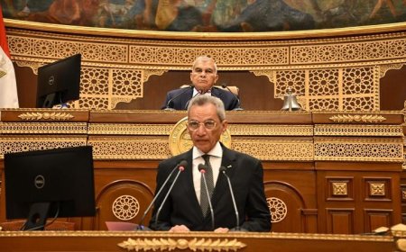وزير الشؤون النيابية يؤكد أهمية تعاون الشيوخ ومؤسسات الدولة لتعزيز الثقة والأمان