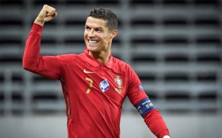 كريستيانو رونالدو يحطم الأرقام كأكبر لاعب يسجل ثنائية في تاريخ كأس العالم