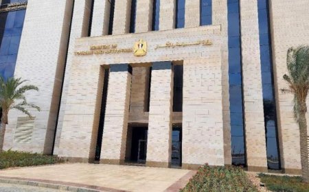 السياحة تدعم التحول الرقمي بإطلاق خدمات جديدة لمراكز الغوص والأنشطة البحرية
