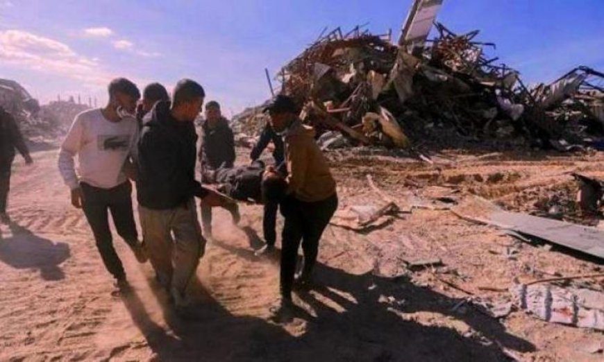 استشهاد شاب فلسطيني وإصابة آخر نتيجة قصف الاحتلال الإسرائيلي لدراجة نارية في قطاع غزة