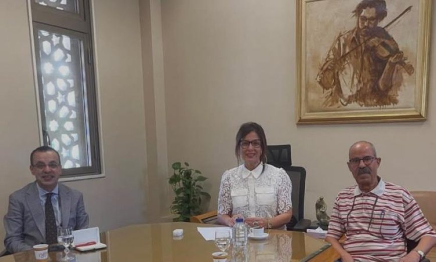 وزيرة الثقافة تتعاون مع المترجم سمير عبد ربه لتعزيز جهود الترجمة والاستفادة من خبراته