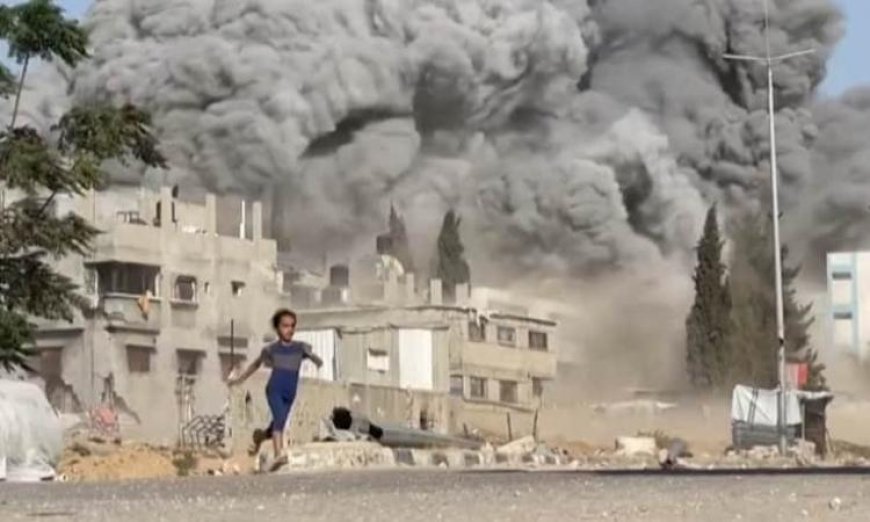 طفل فلسطيني يتعرض لإصابة جراء نيران طائرة مسيّرة إسرائيلية في قلب قطاع غزة
