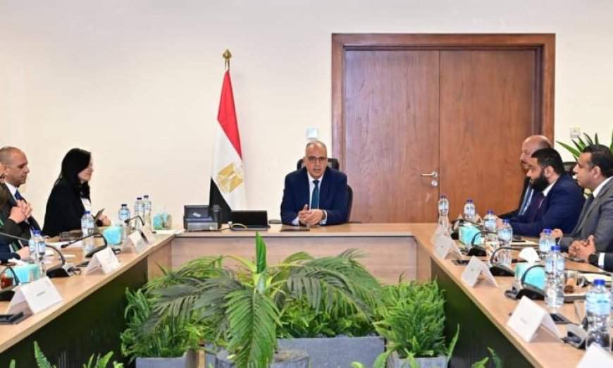 وزير الري يعقد جلسة حوارية حول دور الشركات المصرية في تطوير دول حوض النيل الجنوبي