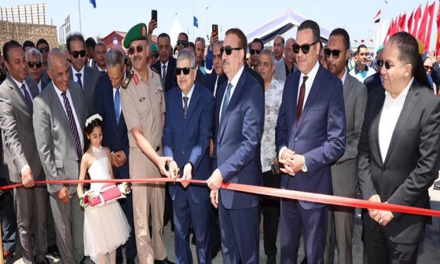 رئيس قناة السويس يطلق كوبرى النصر العائم 2 لربط بورسعيد وبورفؤاد