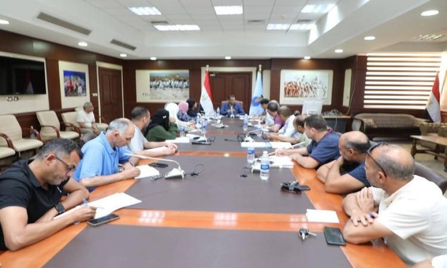 محافظ البحر الأحمر يطالب بضرورة حسم ملفات تقنين وضع اليد بشكل عاجل