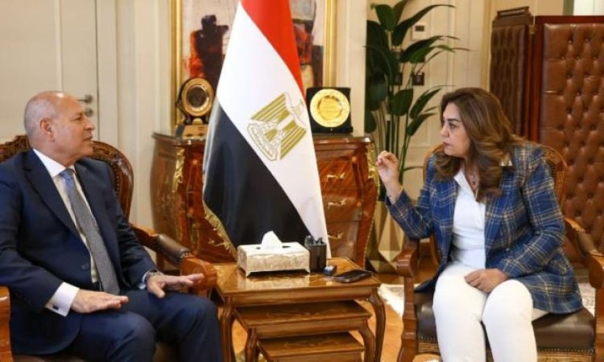 عوض ومحافظ القاهرة يعززان جهود النظافة والتسوية في مخالفات البناء