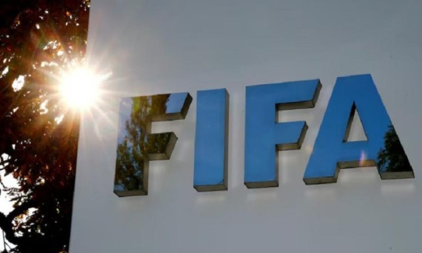 الفيفا يمنع الزجاجات القابلة لإعادة الاستخدام في ملاعب كأس العالم لتعزيز الأمان والاستدامة
