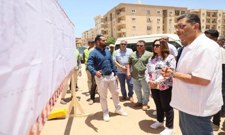 دعوة وزيرة التنمية المحلية والبيئة لدعم مشروعات الصرف الصحي في البحر الأحمر