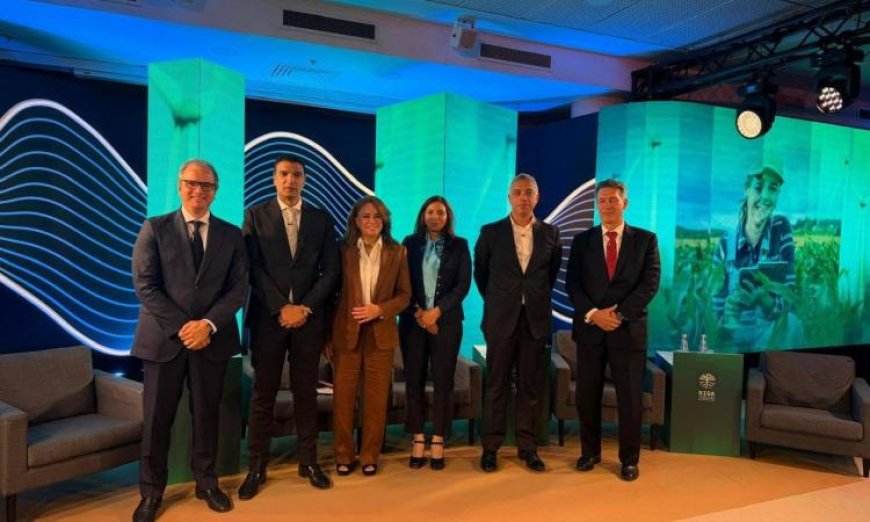 وزير الصناعة يختتم سلسلة لقاءاته في منتدى الأوروبي للإعمار لاستكشاف فرص الشراكات الاستثمارية