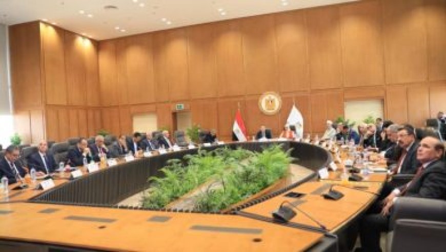 وزير الخارجية يناقش telefonisch مع كبير مستشاري الرئيس الأمريكي مستجدات الأوضاع الإقليمية
