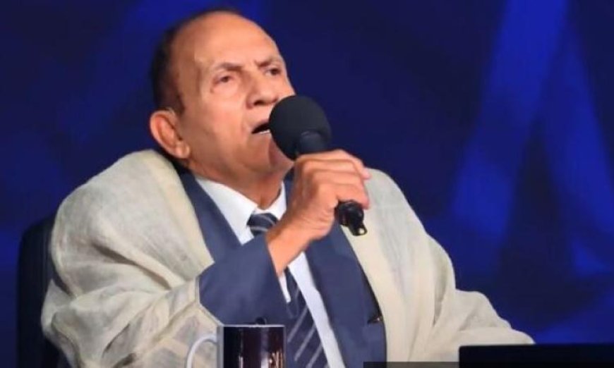 إذاعة القرآن الكريم تؤكد استمرار القارئ أحمد نعينع في العمل وعدم إيقافه