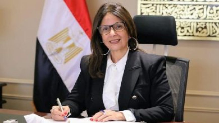زيارة وزيرة الثقافة إلى باريس لتعزيز الشراكة الثقافية بين مصر وفرنسا