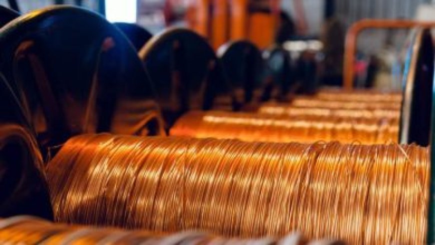 استقرار الدولار بالقرب من أعلى مستوياته في شهرين وسط انتظار بيانات التضخم الأمريكية