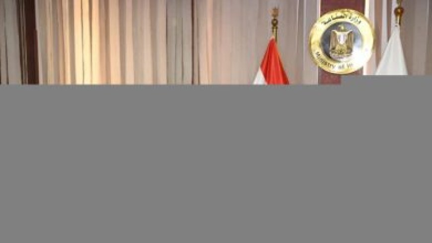 مصر للطيران تفتح آفاق جديدة合作 مع شركات عالمية في تصنيع الطائرات بالصور