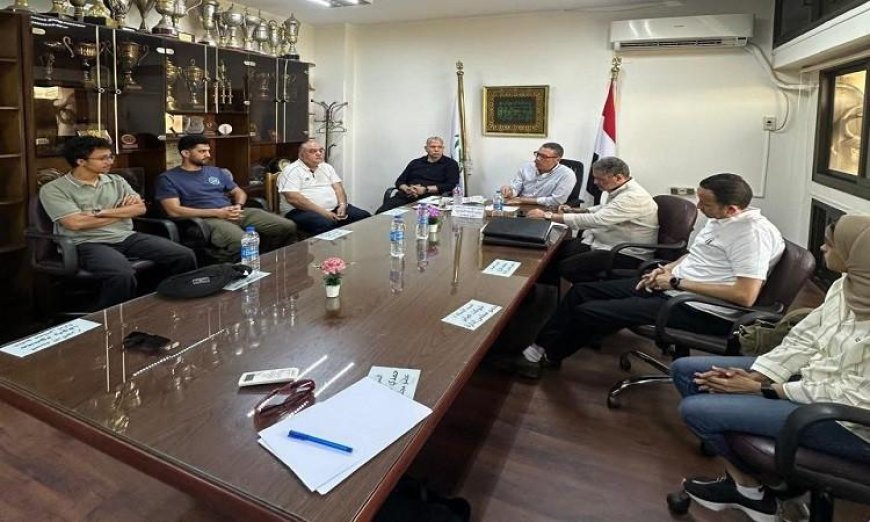 رئيس اتحاد الطائرة يراقب استعدادات اللجنة الطبية لمنتخبات اللعبة