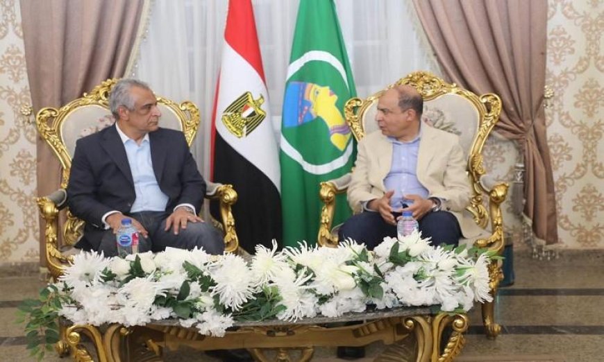 محافظ المنيا يلتقي وزير الدولة للإنتاج الحربي لمناقشة تقدم مشروعات حياة كريمة