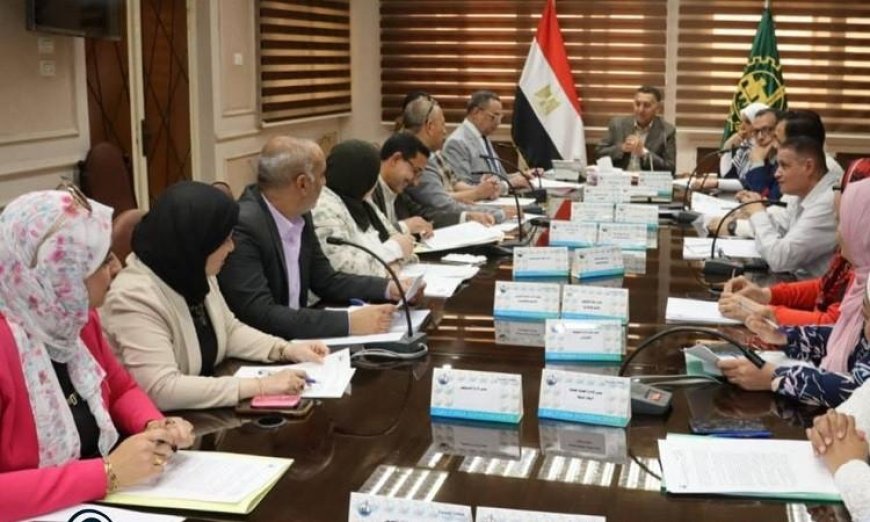 محافظ القليوبية يؤكد أهمية دعم المستثمرين وتطوير المناطق الصناعية كأولوية قصوى