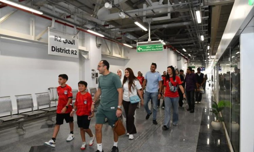 ازدحام جماهيري هائل على المونوريل خلال احتفالية كأس العالم بالعاصمة الجديدة