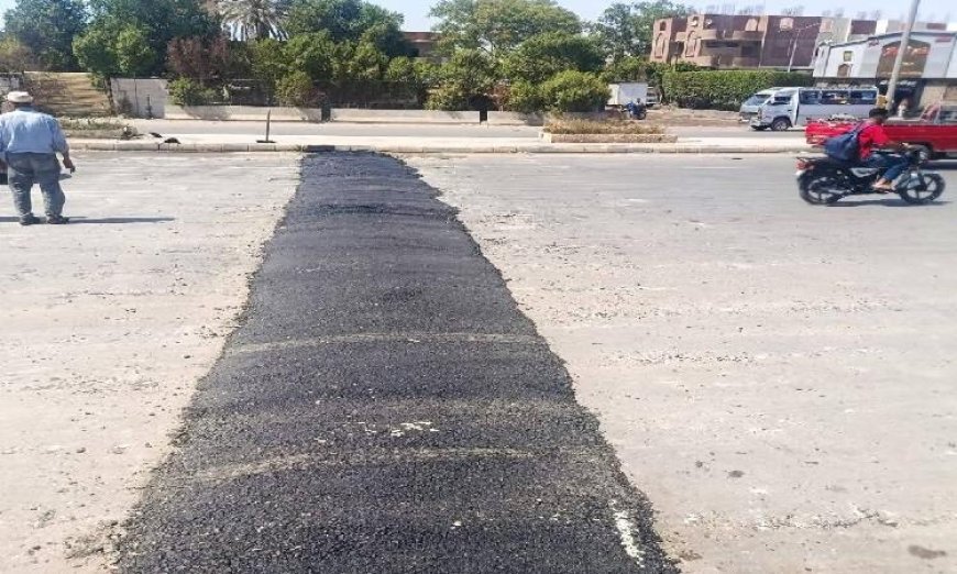 محافظة الجيزة تعزز السلامة المرورية بمطبات صناعية جديدة على الطريق الأبيض وتطوير كوبري والي
