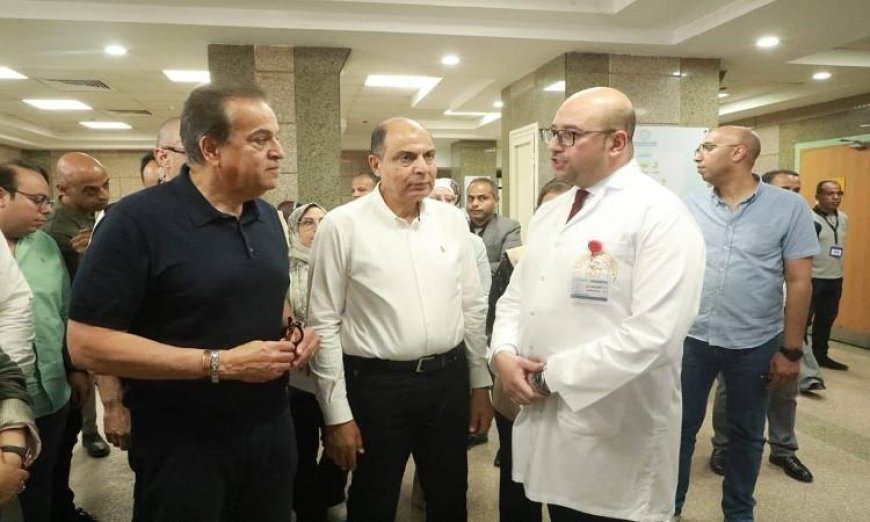 وزير الصحة يقوم بجولة تفقدية لمركز طب الأسرة في أتليدم ومستشفى ملوي التخصصي