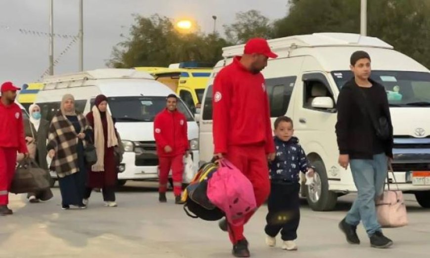 معبر رفح البري يفتح أبوابه لاستقبال عائدين فلسطينيين جدد إلى غزة