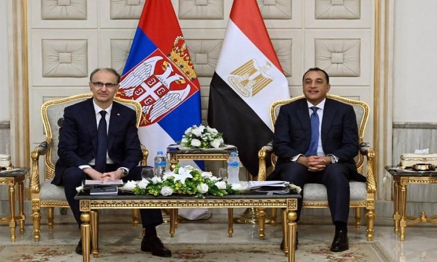 رئيس الوزراء يؤكد على ضرورة تعزيز اتفاقية التجارة الحرة مع صربيا