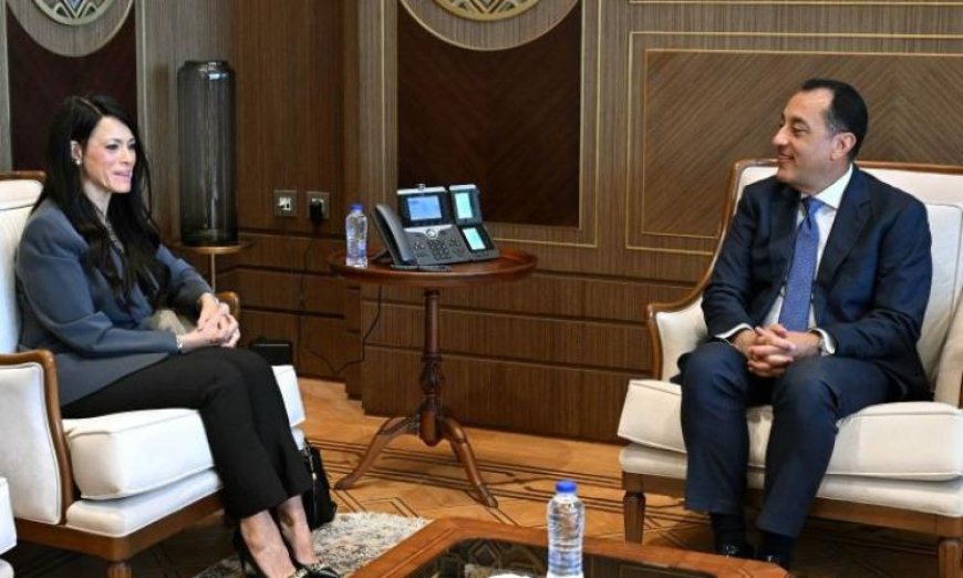 رئيس الوزراء يستعرض مع المشاط التجربة المصرية الناجحة في مشروعات الربط العابر للحدود