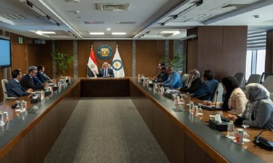 وزير البترول يتباحث مع شركة FMC القبرصية لاستئناف مشاريع البحث عن الذهب والمعادن في مصر